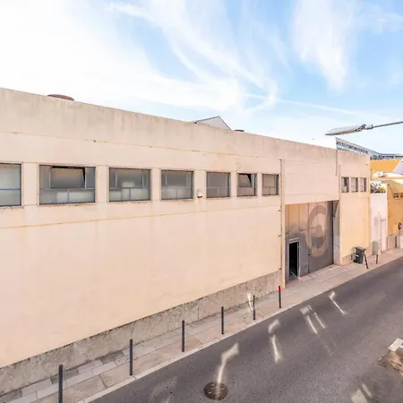 Guestready - Stylish Near Parque Nacoes شقة *