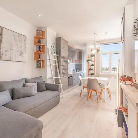 Διαμέρισμα Guestready - Stylish Near Parque Nacoes *