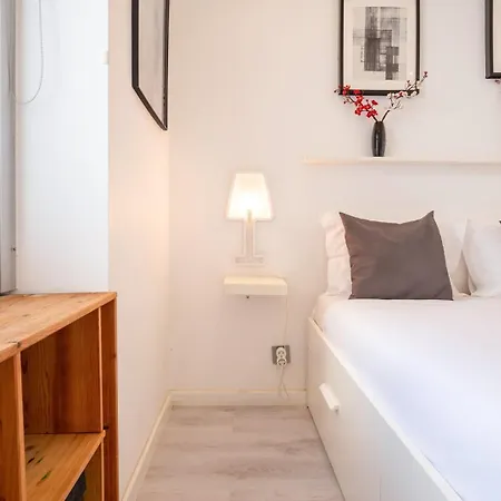 Guestready - Stylish Near Parque Nacoes * ליסבון