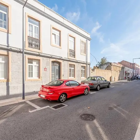 Lägenhet Guestready - Stylish Near Parque Nacoes *